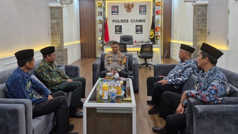 Silaturahmi PD Muhammadiyah Ciamis dengan Kapolres Ciamis. (FOTO: PDM)